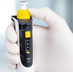 BRAND Transferpette® S 5-50 µL Ayarlanabilir Otomatik Pipet 705873